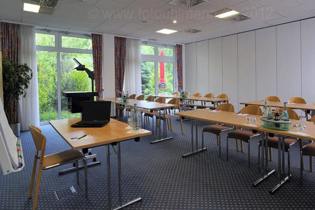 Quick Hotel Dresden West Кессельсдорф Экстерьер фото
